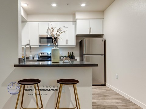 Floor plan for 1 bed, 1 bath, 646 sqft